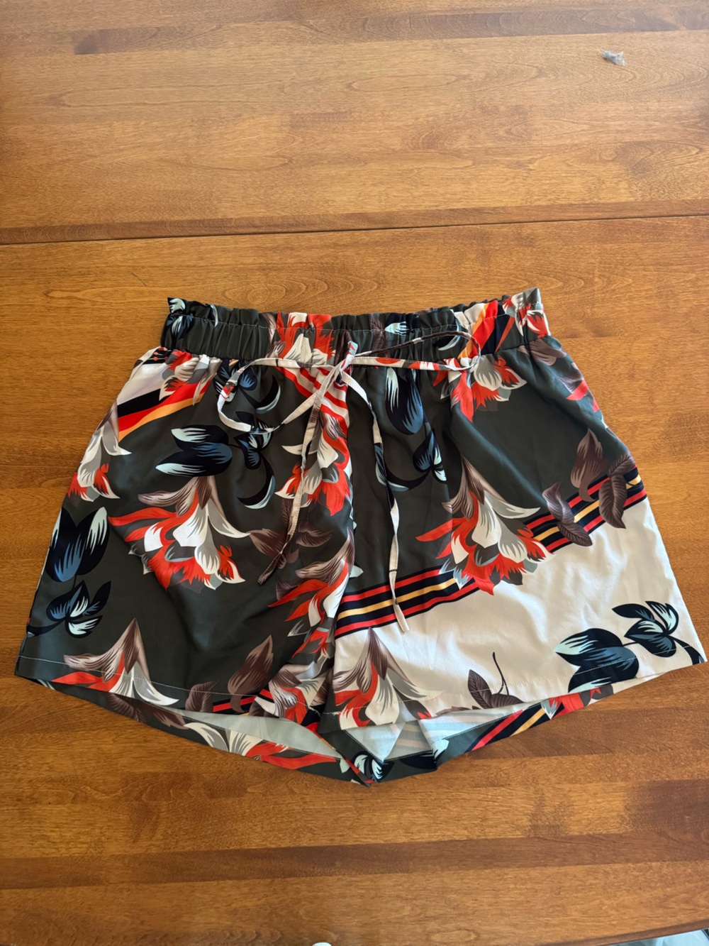 SHEIN Black Floral High Waist Drawstring Shorts with Red and White Accents